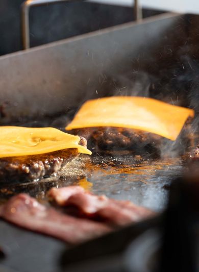 Burger auf dem Grill